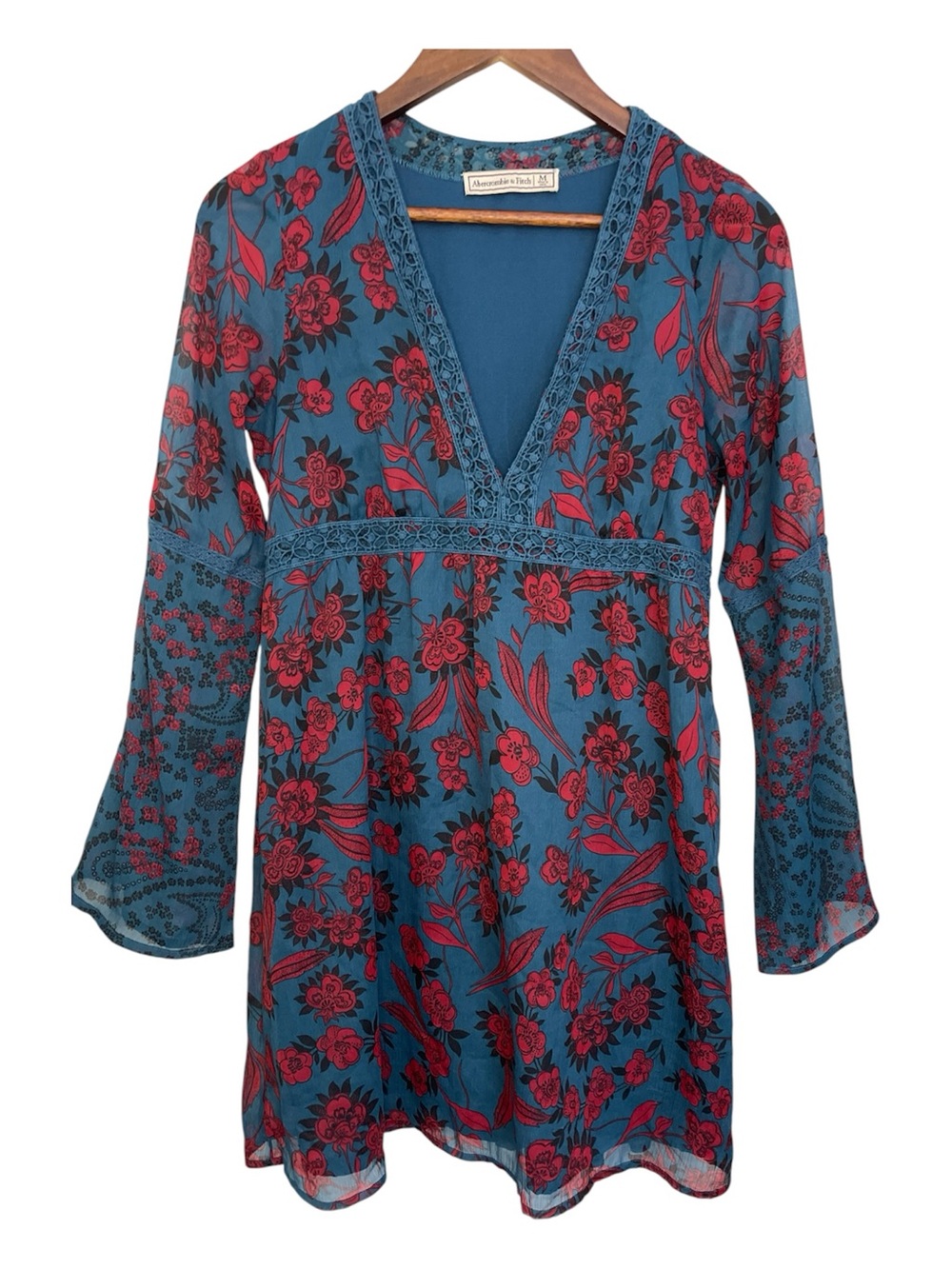 Abercrombie‎ & Fitch Babydoll Dress M Blue Floral Layered Crochet Empire Waist - Picture 3 of 8